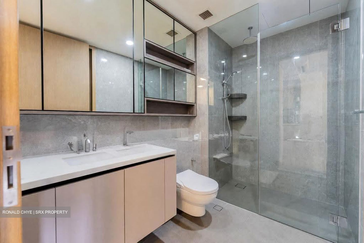The Tapestry (D18), Condominium #610670561